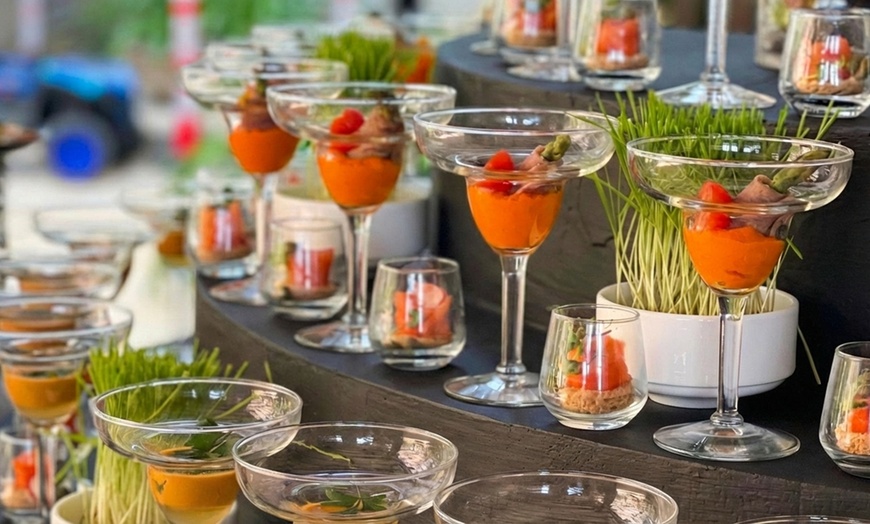 Image 3: 5* Valentine’s Dinner Under the Stars with Live Music at Grills