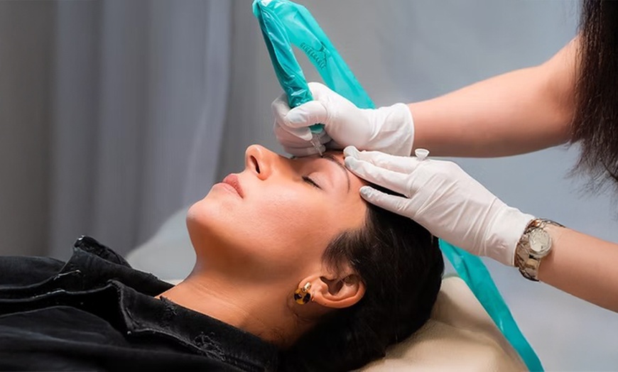 Image 1: Maquillage semi-permanent du regard avec retouche incluse