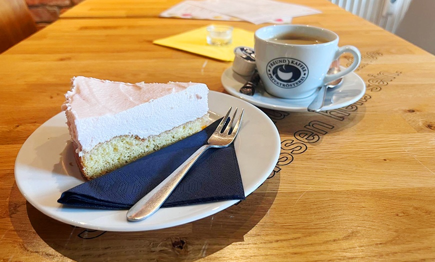 Image 1: Kaffee & Kuchen für 1, 2 oder 4 Personen