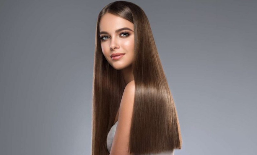 Image 1: Alisado de keratina con corte de punta