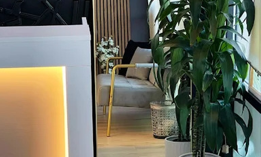 Image 6: Targeted Relief or Full-Body Renewal with 30 or 60-Min Thai Massages