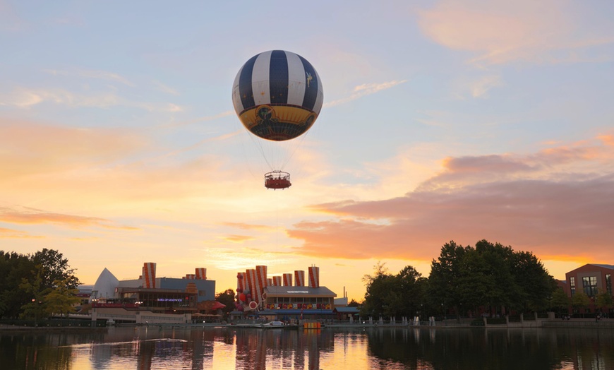 Image 4: Place enfant ou adulte à bord du Ballon PanoraMagique
