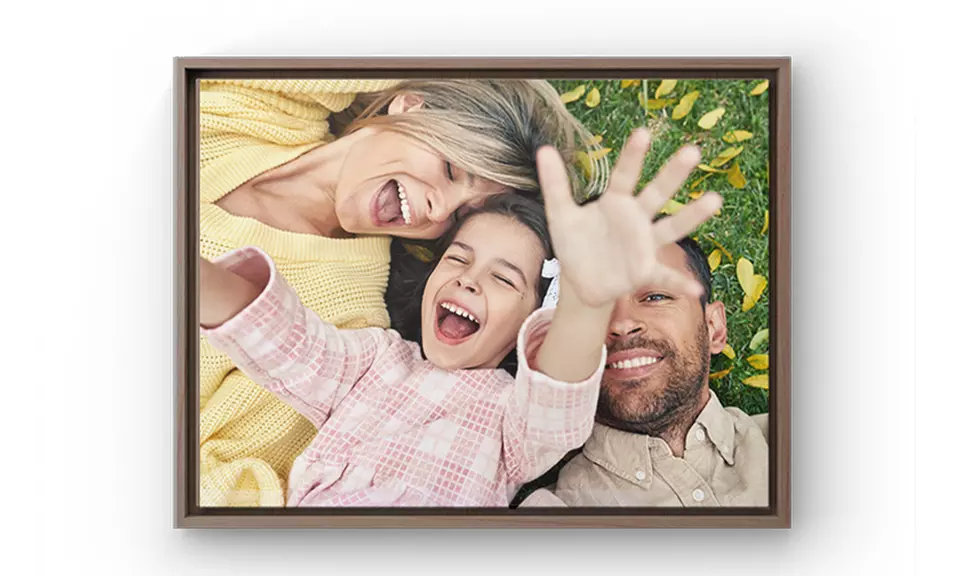 Personalisierbare Foto-Leinwand im Rahmen