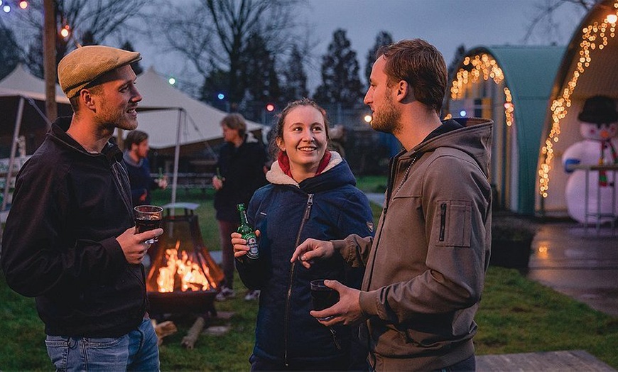 Image 8: Pijlsnel met plezier: speel samen Archery Tag voor 4 tot 10 personen 