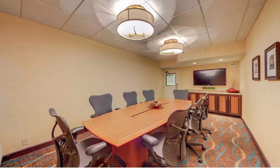 Close to Shopping, Dining, & St. Charles Attractions