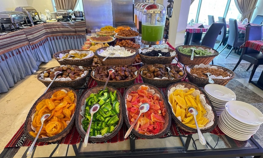 Image 8: 4* Iftar buffet with Bottomless Ramadan Drinks For a Child or 4 Adults