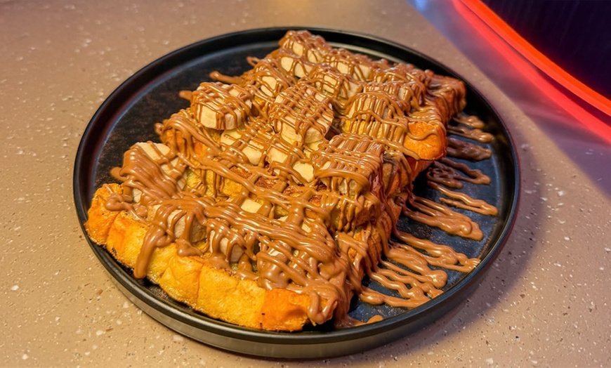 Image 3: Bottomless Brunch with Cocktails & Delicious Food for up to 4 people