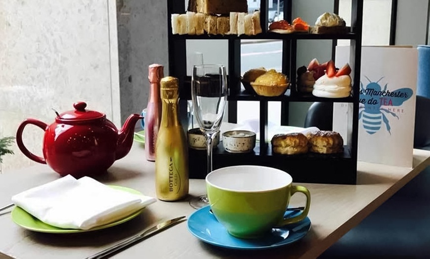 Image 14: Deluxe Asian Pan Afternoon Tea and Prosecco - 4stars Holiday Inn Hotel