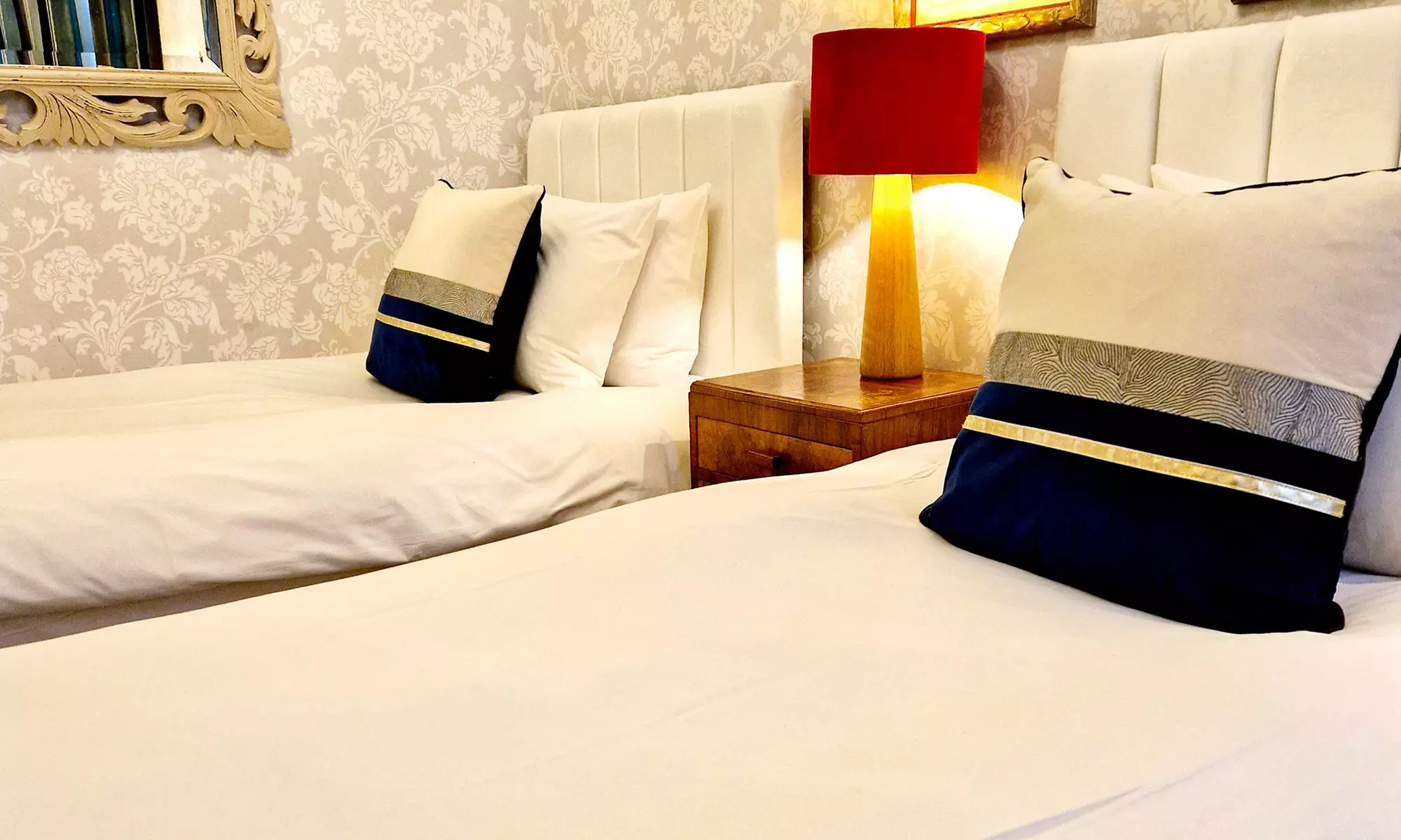 Discover Historic Bath: 1 - 3 Night Stay with Breakfast