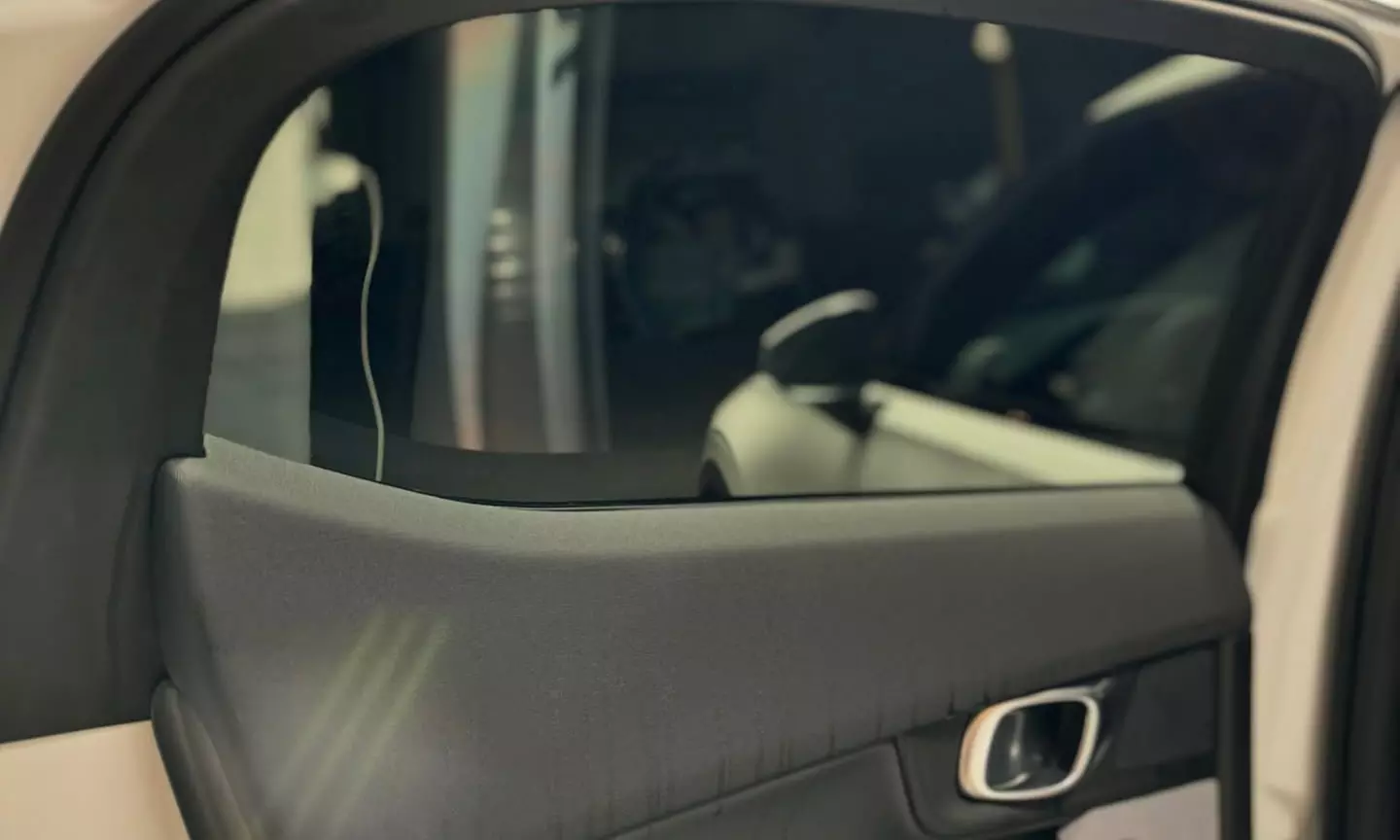 Tinting for Two Front Windows with Regular Dye, Carbon or Ceramic Film 