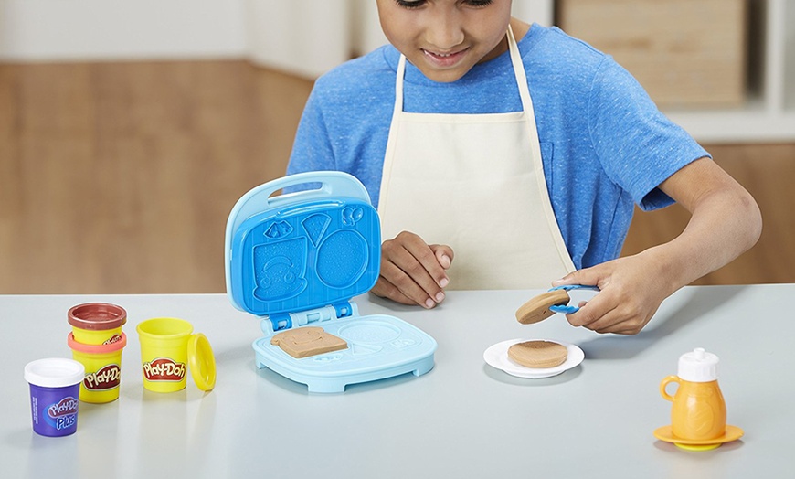 Image 2: Hasbro Play-Doh Breakfast Bakery