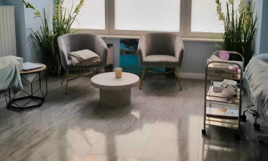 Aromaöl-Massage, Lymphdrainage oder Hot-Stone-Massage für 1 Person