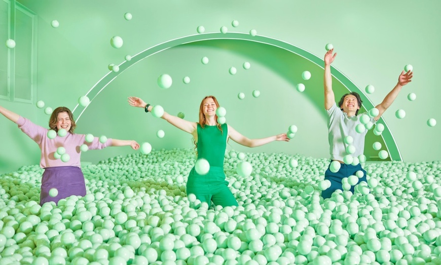 Image 1: Immersive Art Experience at Color Factory Chicago