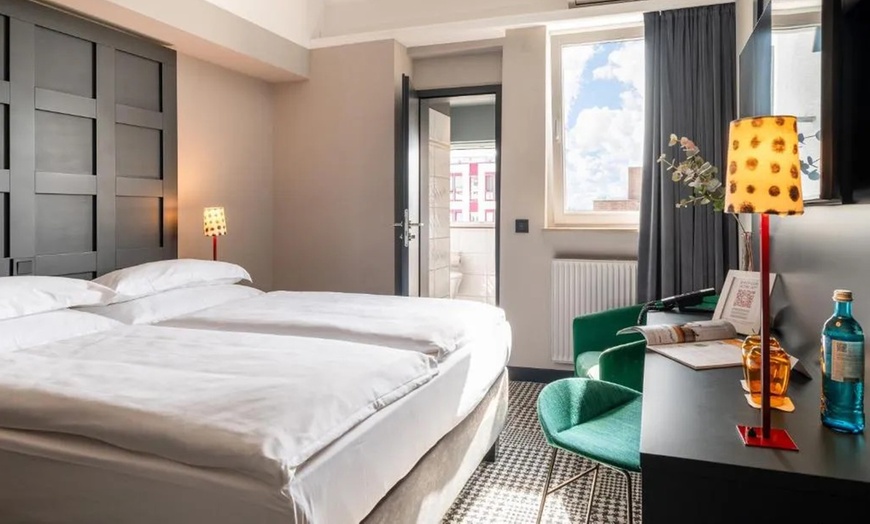 Image 2: Köln: 1-3 Nächte für Zwei im 4* The MIDTOWN HOTEL