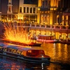 Image 8: Naviguez sur les canaux illuminés au Festival des lumières d'Amsterdam