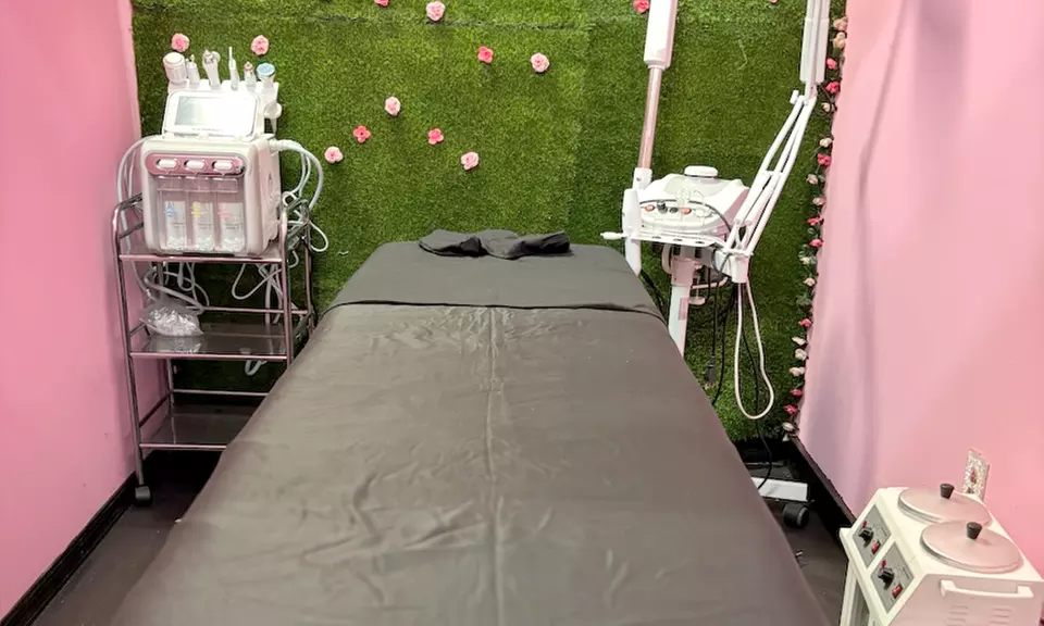 Mini or Hot Stone Back Facial with Radio Frequency or Fat Cavitation