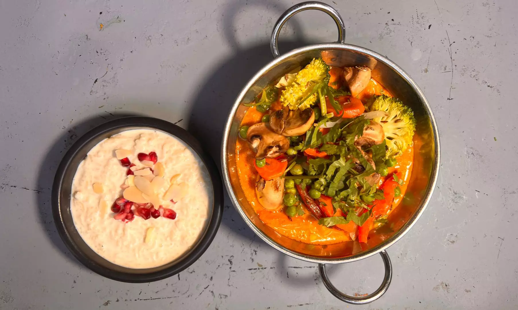 3-Gänge-Menü (Vorspeise + Hauptgericht nach Wahl + indisches Dessert)