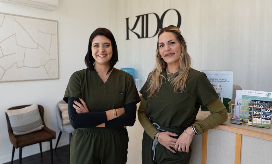 Image 7: Limpieza bucal con pulido, radiografía, revisión y fluorización