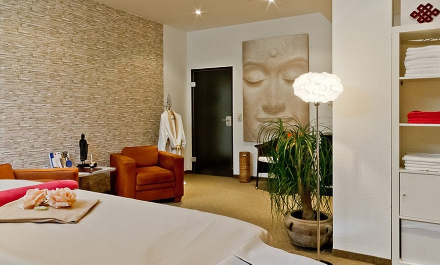 Image 3: Kokos-Wellnessritual für 1 oder 2 Personen, optional mit 5 Std. Spa