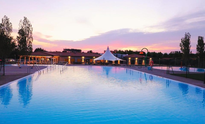 Image 2: Escapada a La Rioja: Relax y Naturaleza en Natura Resort
