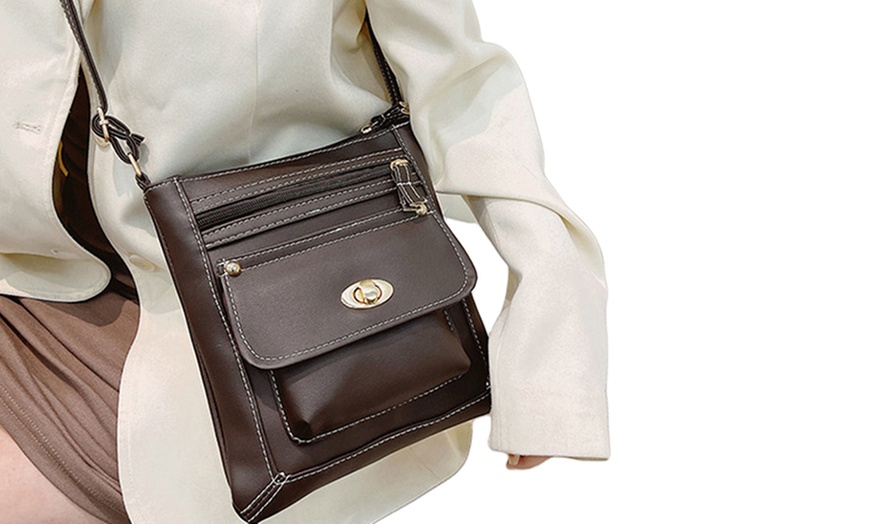 Image 16: Women's Vintage Style Crossbody Shoulder Bag