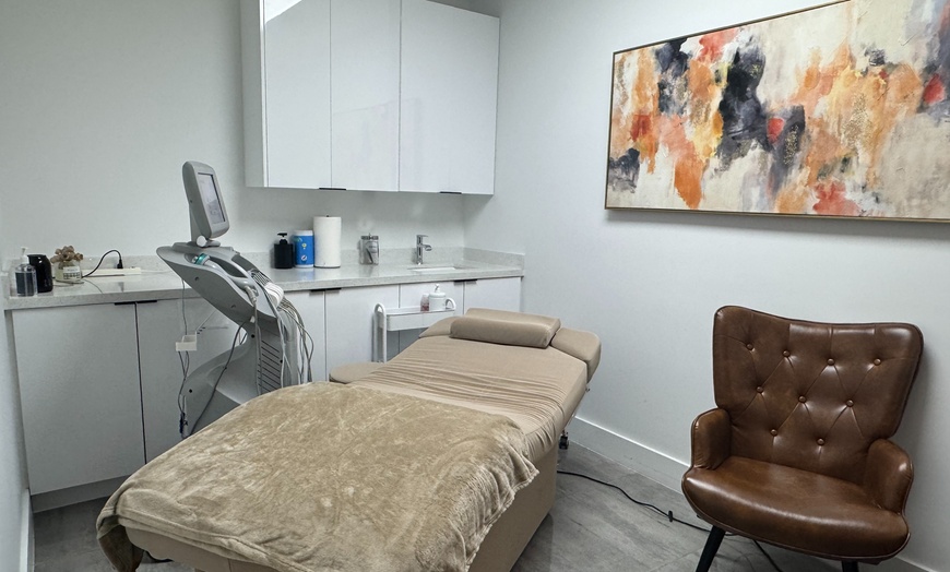 Image 3: One UltraLift Skin-Tightening Facial Treatment at B Fit Body Sculpting