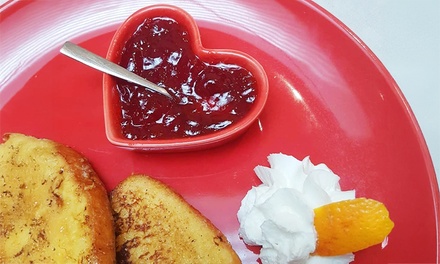 Caquelon de spâtzles à la crème (saumon fumé ou saucisse fumée) et en dessert brioche perdue. 2 cafés ou thé/infusion. - Comme à la maison