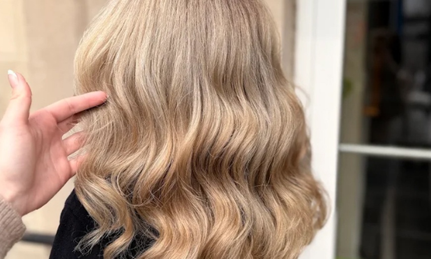 Image 24: Up to 50% Off on Salon - Keratin Treatment at Studio85