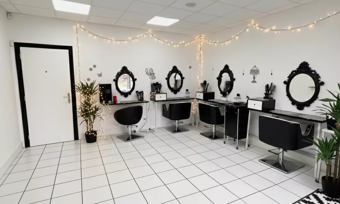 Prestation coiffure complète avec ESPACE COIFFURE BEAUTÉ