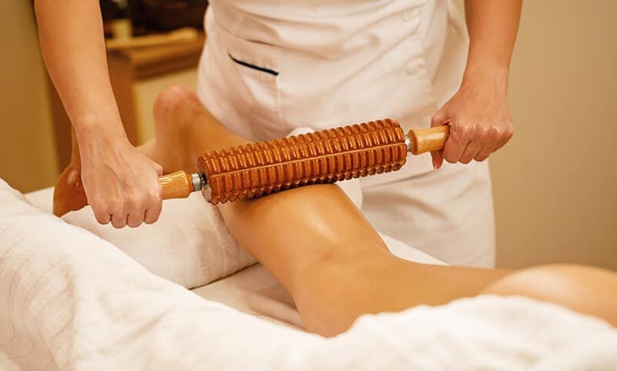 Image 3: Massages & soins : détente musculaire, éclat du visage et bien-être