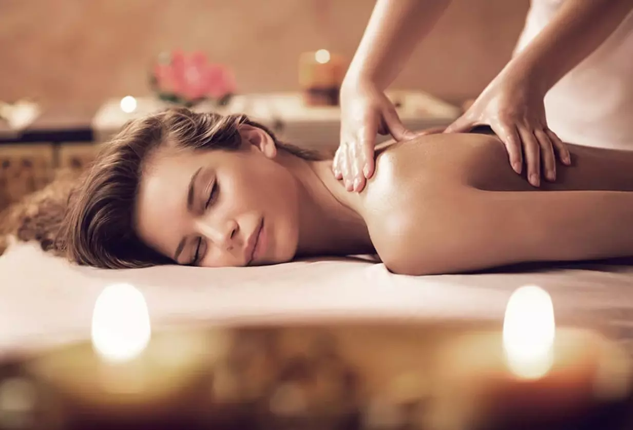 1 ou 2 modelages au choix de 45 minutes