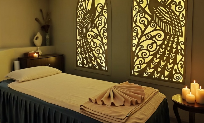 Image 2: Unwind with 60-, 75-, 90-, or 120-Minute Thai Spa Treatments!