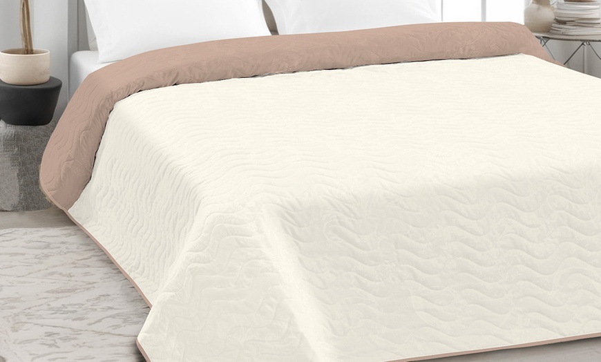 Image 7: Dubbelzijdige beddesprei