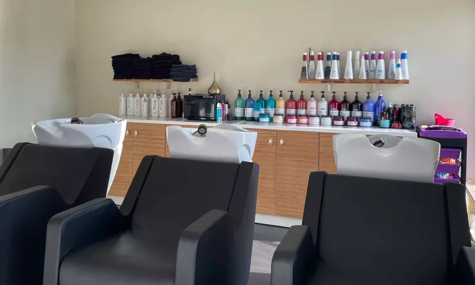 Forfait shampooing, coupe, brushing sur toutes longueurs de cheveux