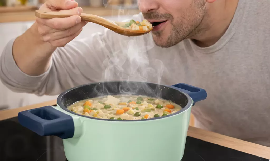 Juego de ollas con tapas de cristal de Just Perfecto