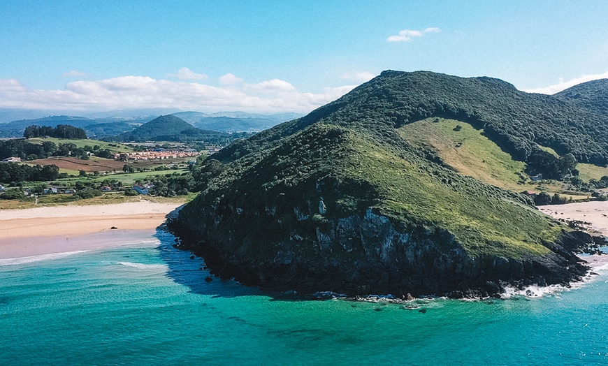 Image 4: Alquiler de neopreno y tabla de surf o clases de surf para hasta 4