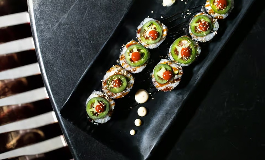 Image 21: Thai Dining with Cocktails at Sea Thai Restaurant & Bistro