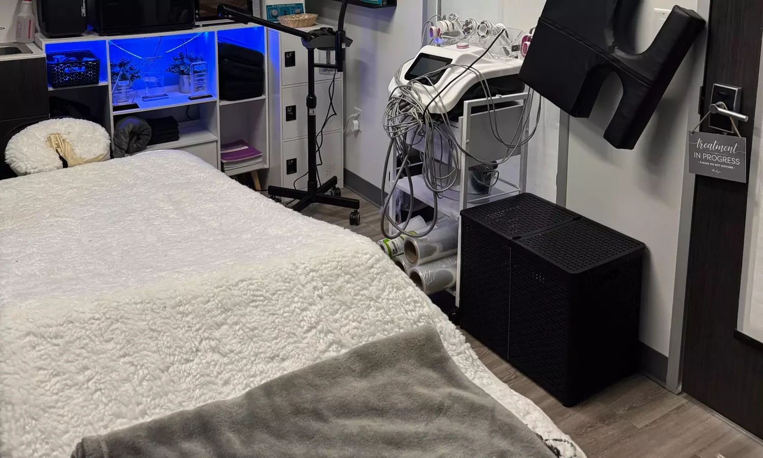 Detox & Rejuvenate with One 60 or 90-Minute Lymphatic Massage
