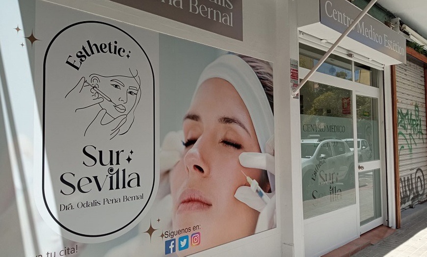 Image 7: Mesoterapia facial o capilar, o infiltración facial con exosomas 