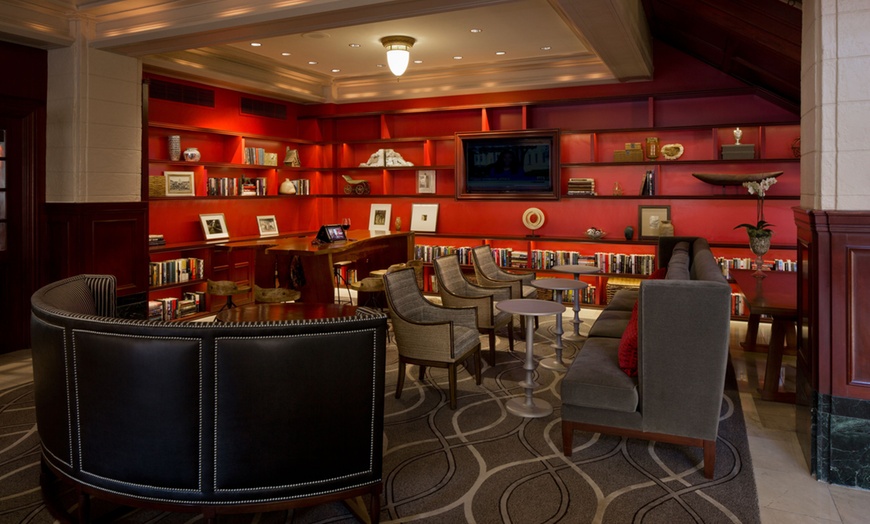 Image 4: Stay in Austin, TX with Elegant Charm & Prime Downtown Location
