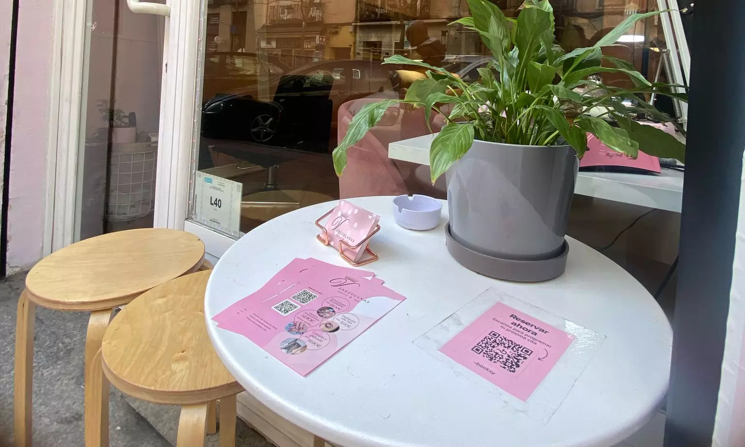 Hasta 61% de dto. en Extensiones de pestañas en Venezolanas Spa - Anita La Venezolana