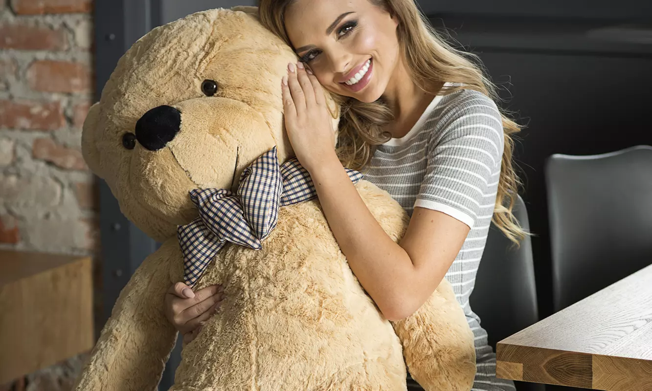 Ours en peluche douce XXL Classico, spécial Saint Valentin - Primary Image