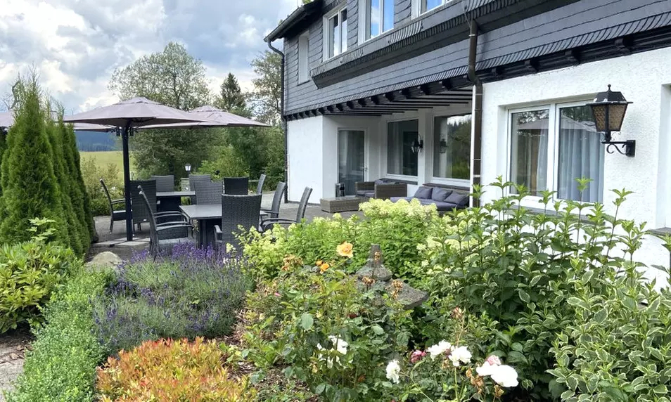 Winterberg: 2-3 Nächte inkl. Frühstück, 1x Dinner, Spa & Alpakas