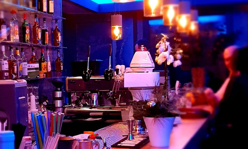 Image 9: Einsteiger-Cocktailkurs in Düsseldorf für 1 - 4 Personen