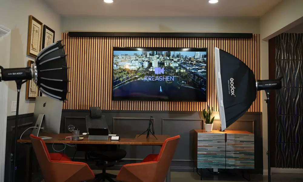 60 or 90-Minute In-Studio Photography with Podcast Room/Photo Package