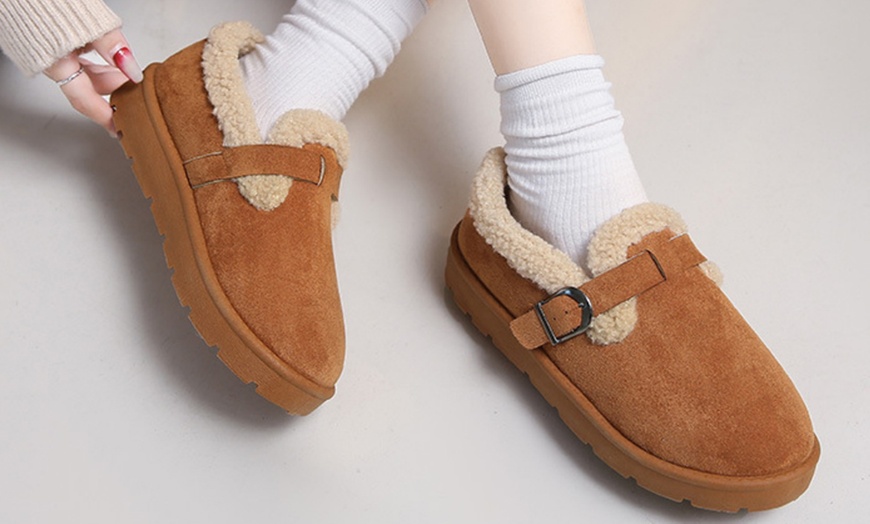 Image 7: Warm Fleece Lined Ankle Boots