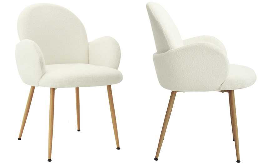 Image 10: Lot de 2 fauteuils de table "Alicia" en tissu Cozy de Doosense 