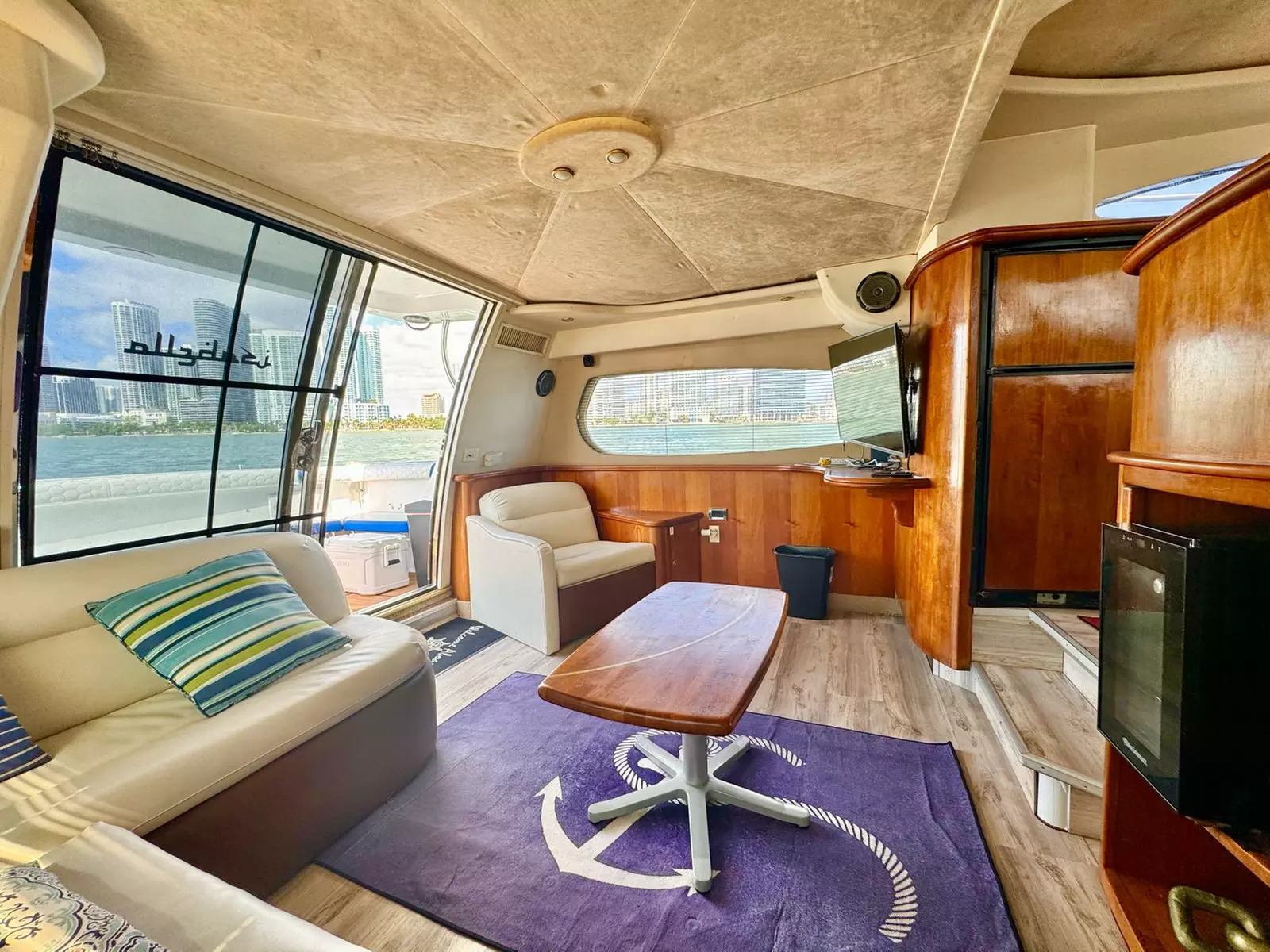 Luxury 48 Foot Yacht Tour & Jetski in Miami Beach Marina or Downtown