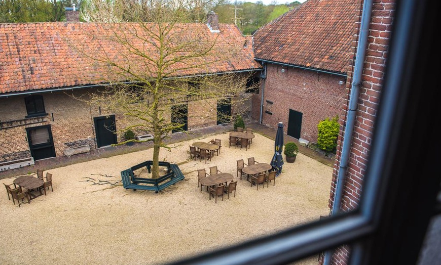 Image 12: Schinveld in Limburg: 1-3 nachten, naar keuze met romantiek-pakket