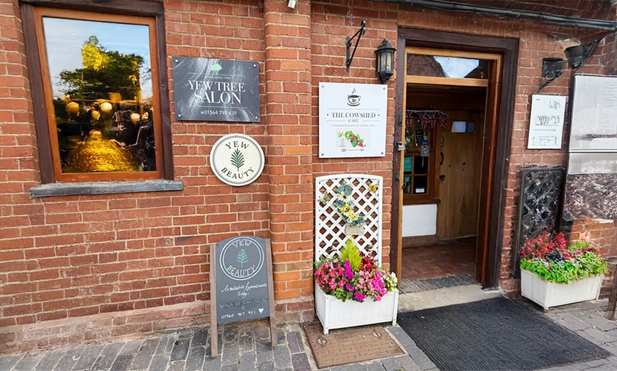 Image 7: Full body, Indian Head, Facial Lymphatic Massage, & Japanese Head Spa